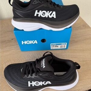 Hoka Bondi 8 Running Shoes - Brand New Never Worn